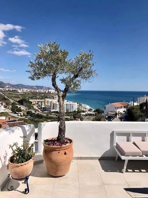 Modern Villa + Infinity Pool. Best Views In Nerja! 0*, Nerja