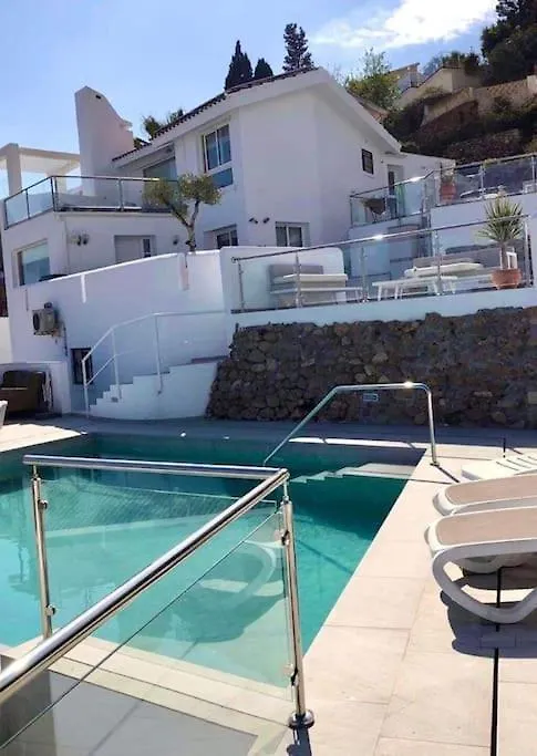 Modern Villa + Infinity Pool. Best Views In Nerja!
