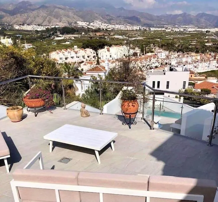 Modern Villa + Infinity Pool. Best Views In Nerja! 0*, Nerja